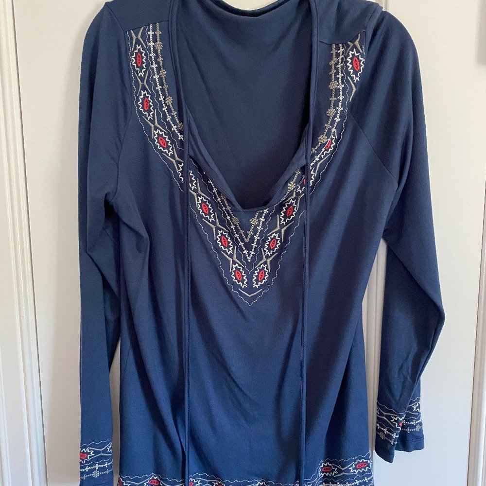Women's Blue Top